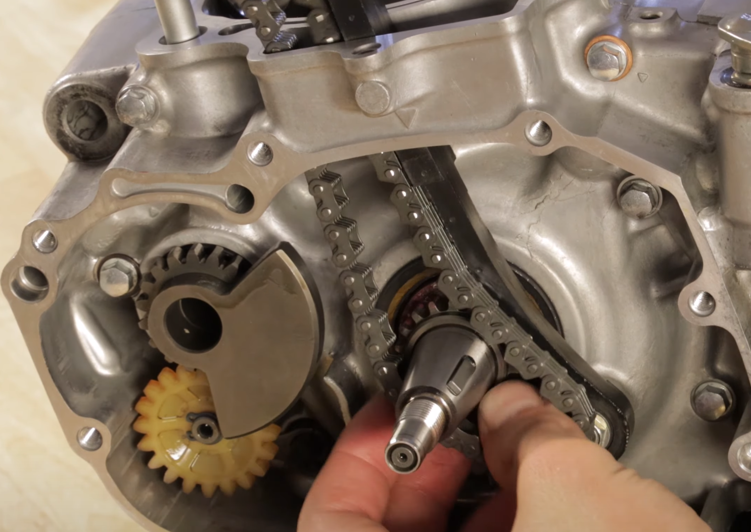 Timing chain in on sale motorcycle